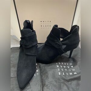 WHBM Womens 10M Black Suede Kitten Leather Heels Goth Grunge Zip Dust Box New